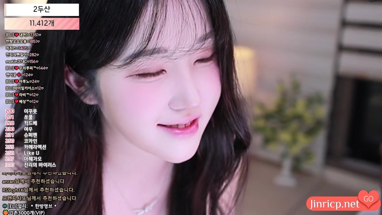 艾莉-ELI-(엘리) eli05021212 个人直播 20250419 [4V/6.86G]-Jinricp Pandaclass